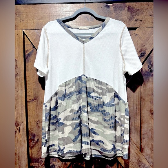 EUC Hopely Camo Babydoll Ragland Short Sleeve Top Sz Large - Picture 4 of 15